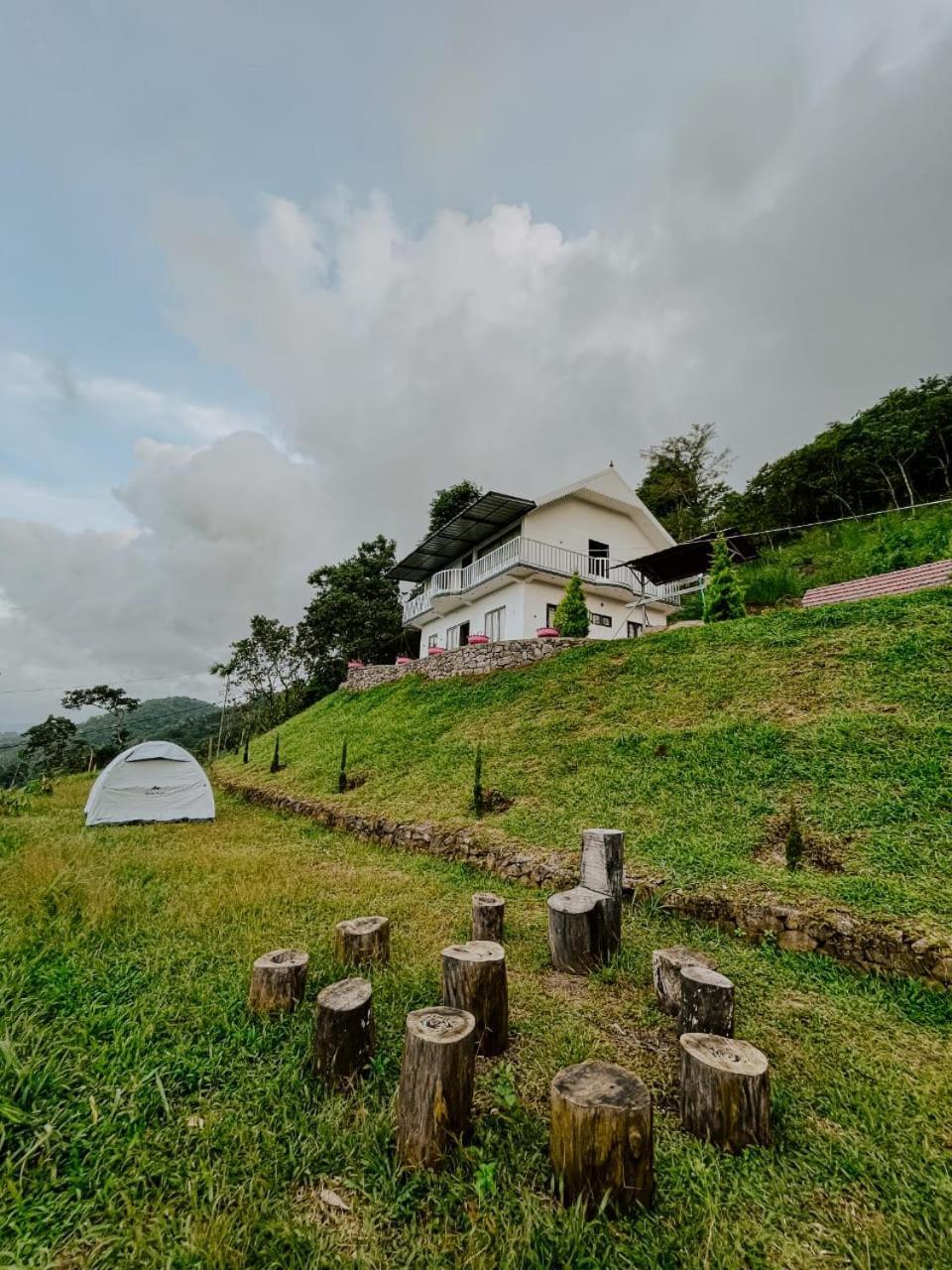 Вилла Palkulam Heights Kumudi Экстерьер фото