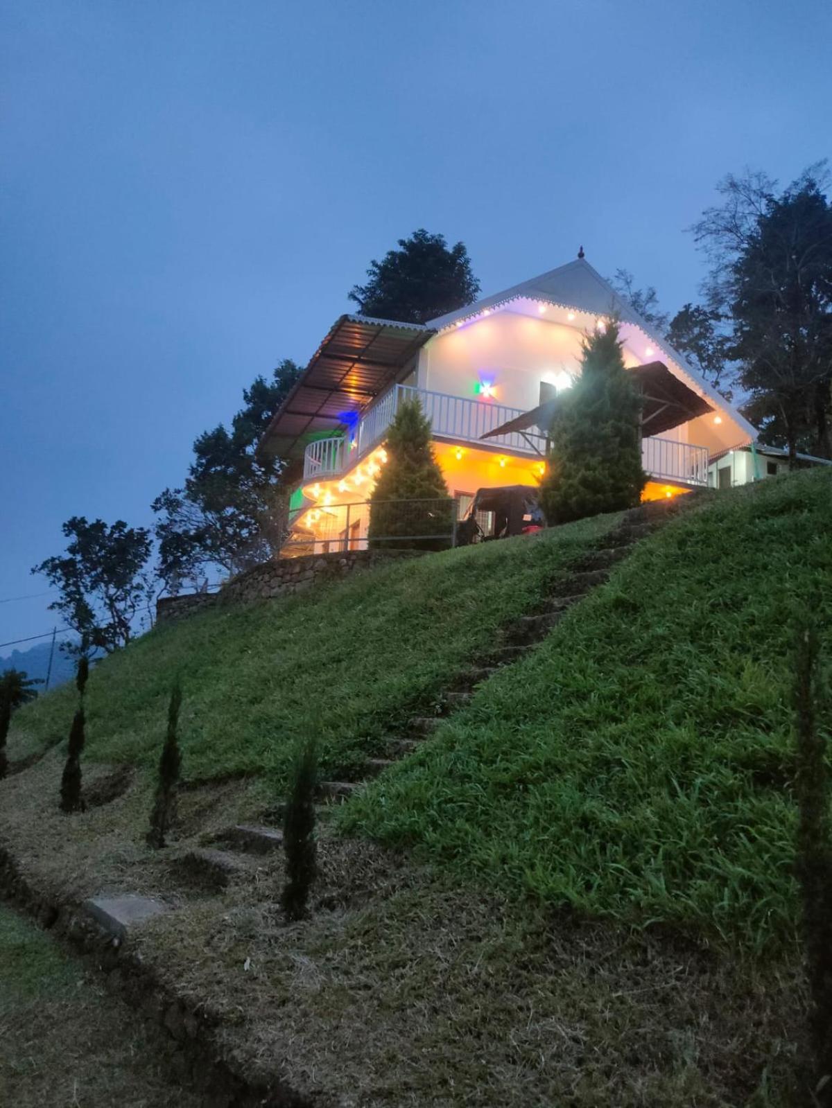 Вилла Palkulam Heights Kumudi Экстерьер фото